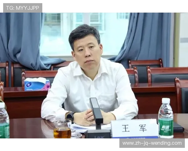 羽毛球教练王军